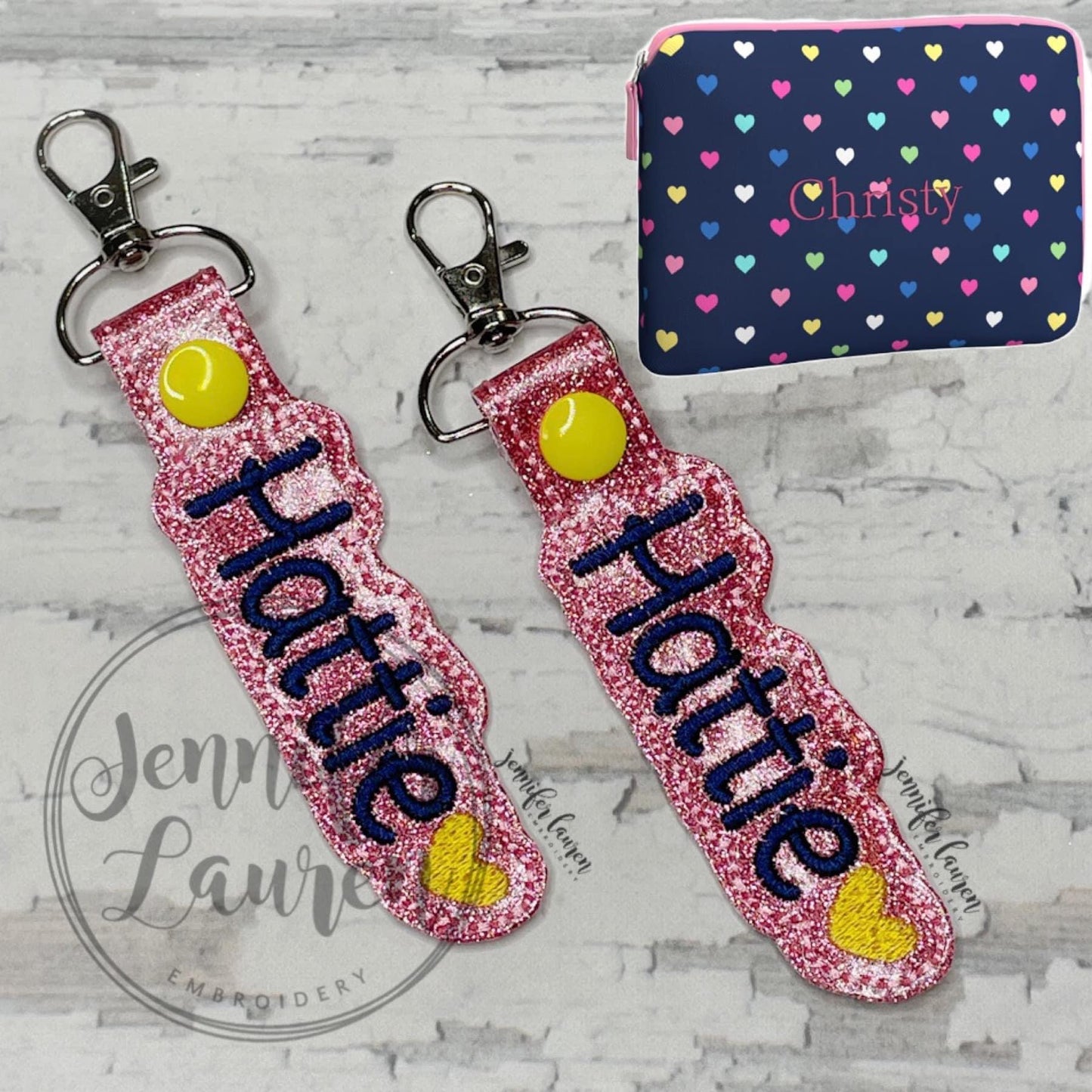 Outlined name tag + mini design - custom