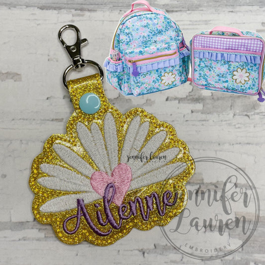 Daisy name tag M2M L&G bookbag